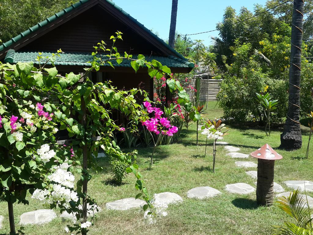 Oasi Bungalows Hotel Гили Еър Екстериор снимка