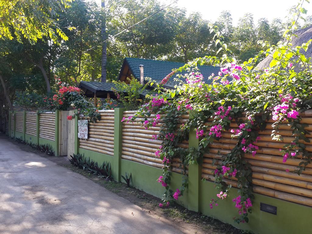 Oasi Bungalows Hotel Гили Еър Екстериор снимка