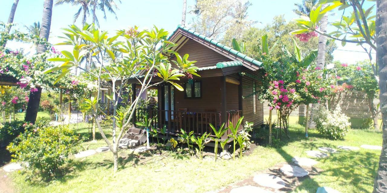 Oasi Bungalows Hotel Гили Еър Екстериор снимка
